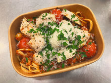 Load image into Gallery viewer, Monday: Italian Chicken Spaghetti Puttanesca
